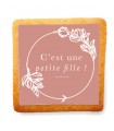 Biscuit personnalisé naissance avec sa couronne de printemps rose
